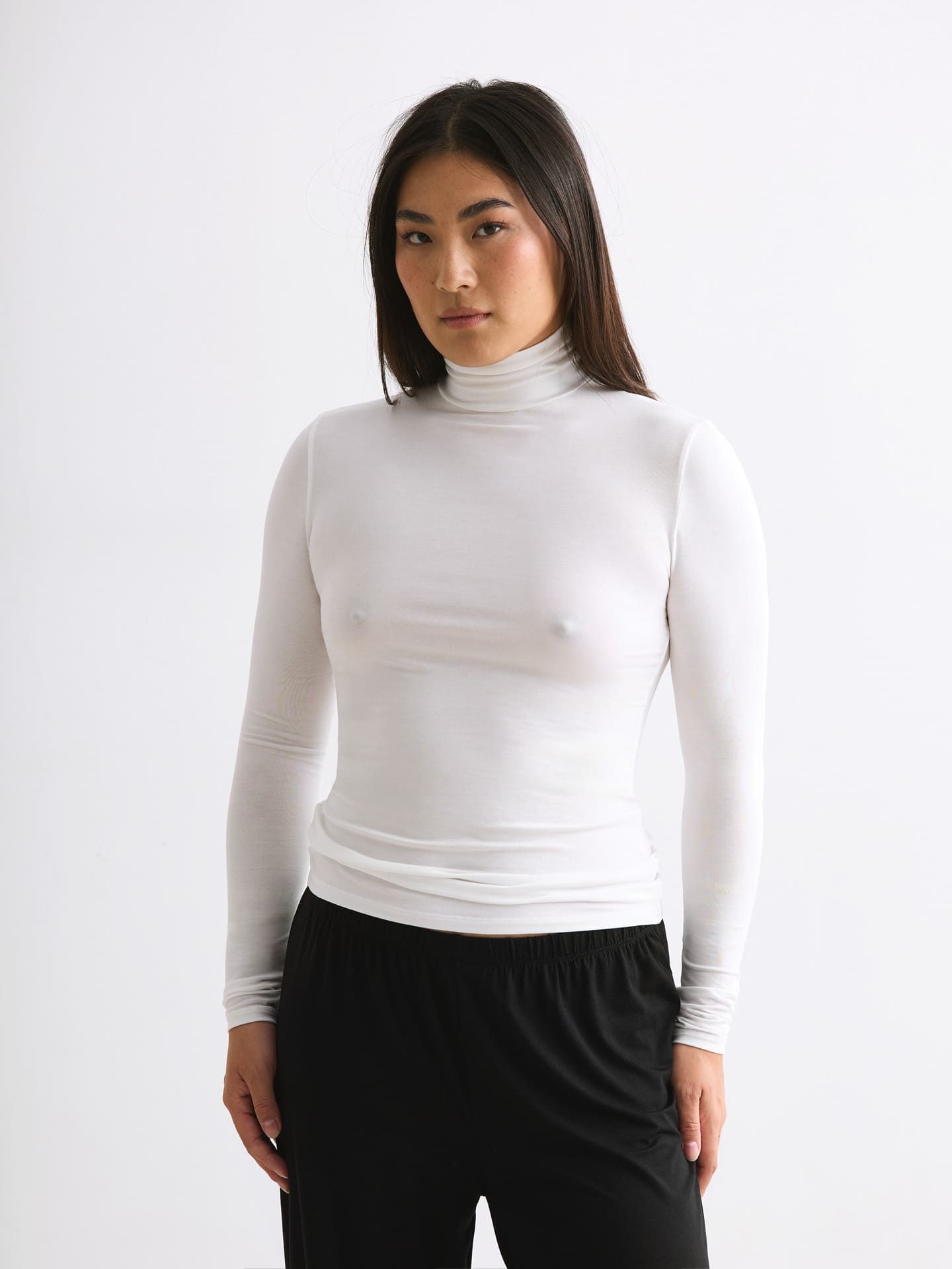 Light Touch Rollkragen Langarmshirt ecru